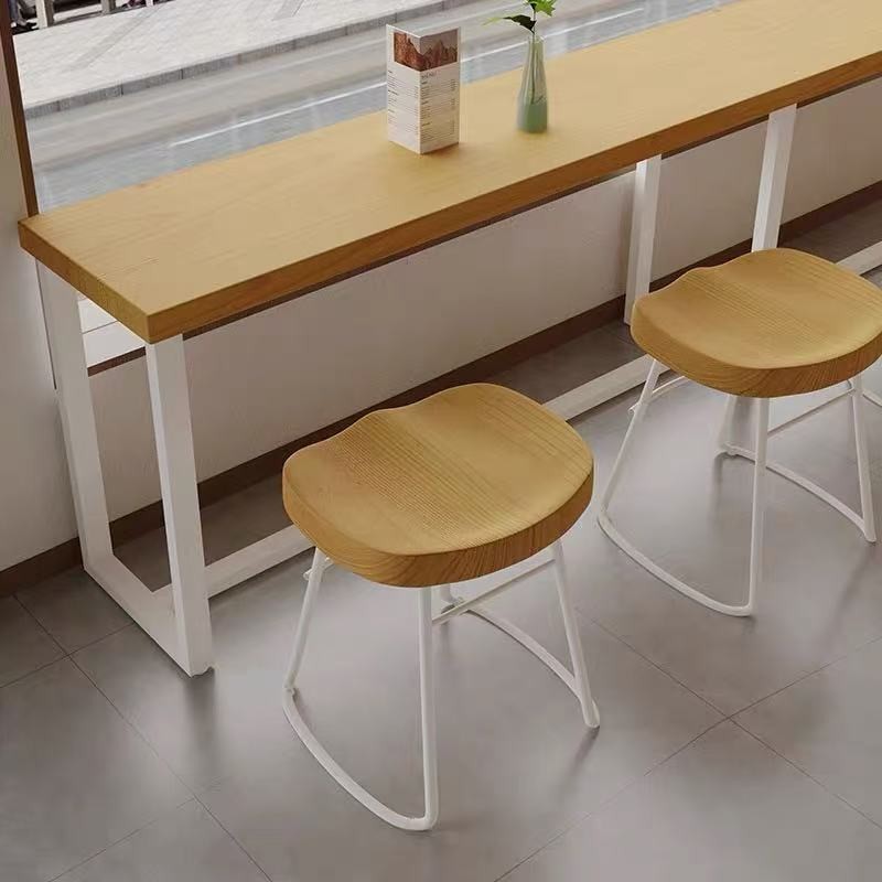 Classic Bar table 