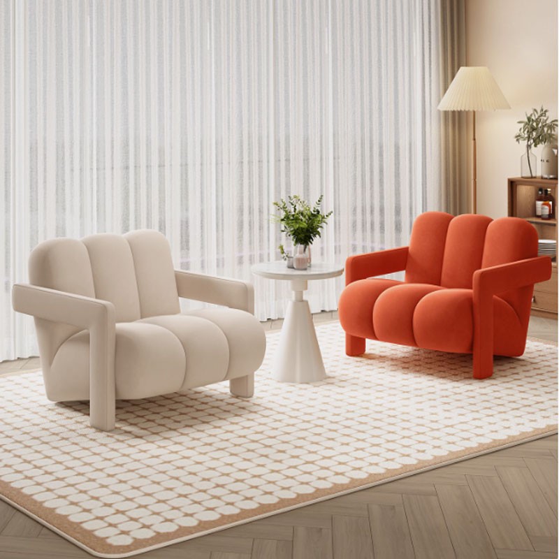 Sturdy sofa 